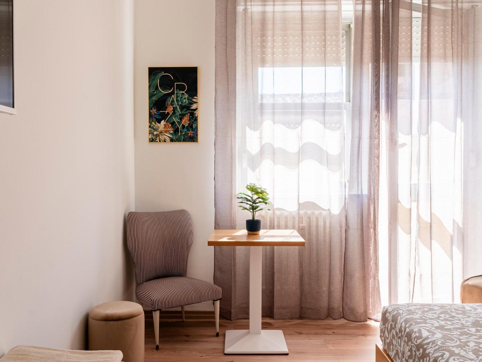 Livorno Central And Modern 2 Apts & 1 Room! Ngoại thất bức ảnh