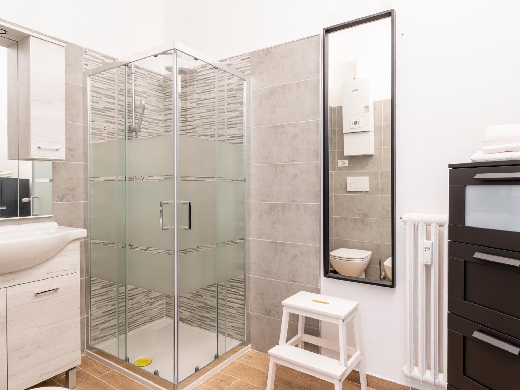 Livorno Central And Modern 2 Apts & 1 Room! Ngoại thất bức ảnh
