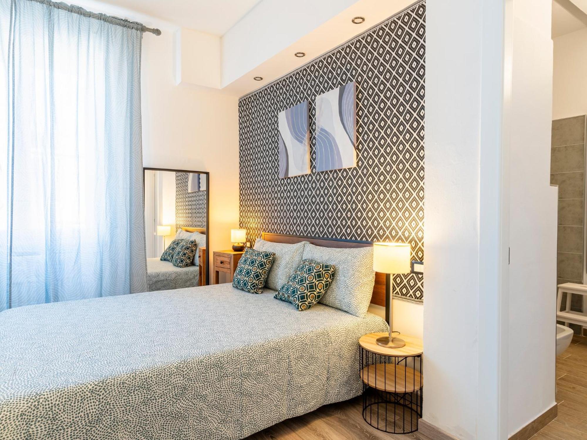 Livorno Central And Modern 2 Apts & 1 Room! Ngoại thất bức ảnh